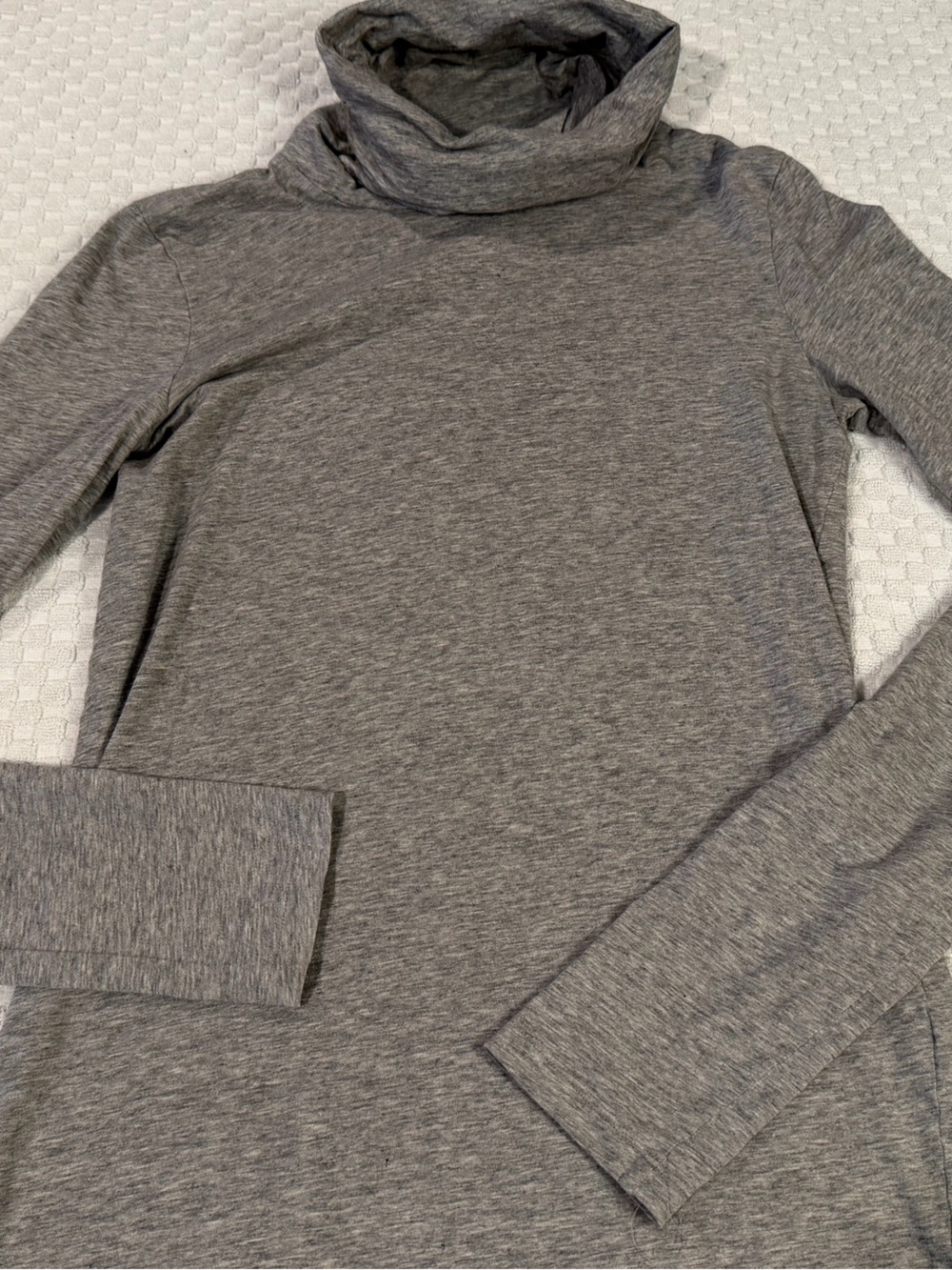 Theory Gray Women's Lightweight Turtleneck, Size M